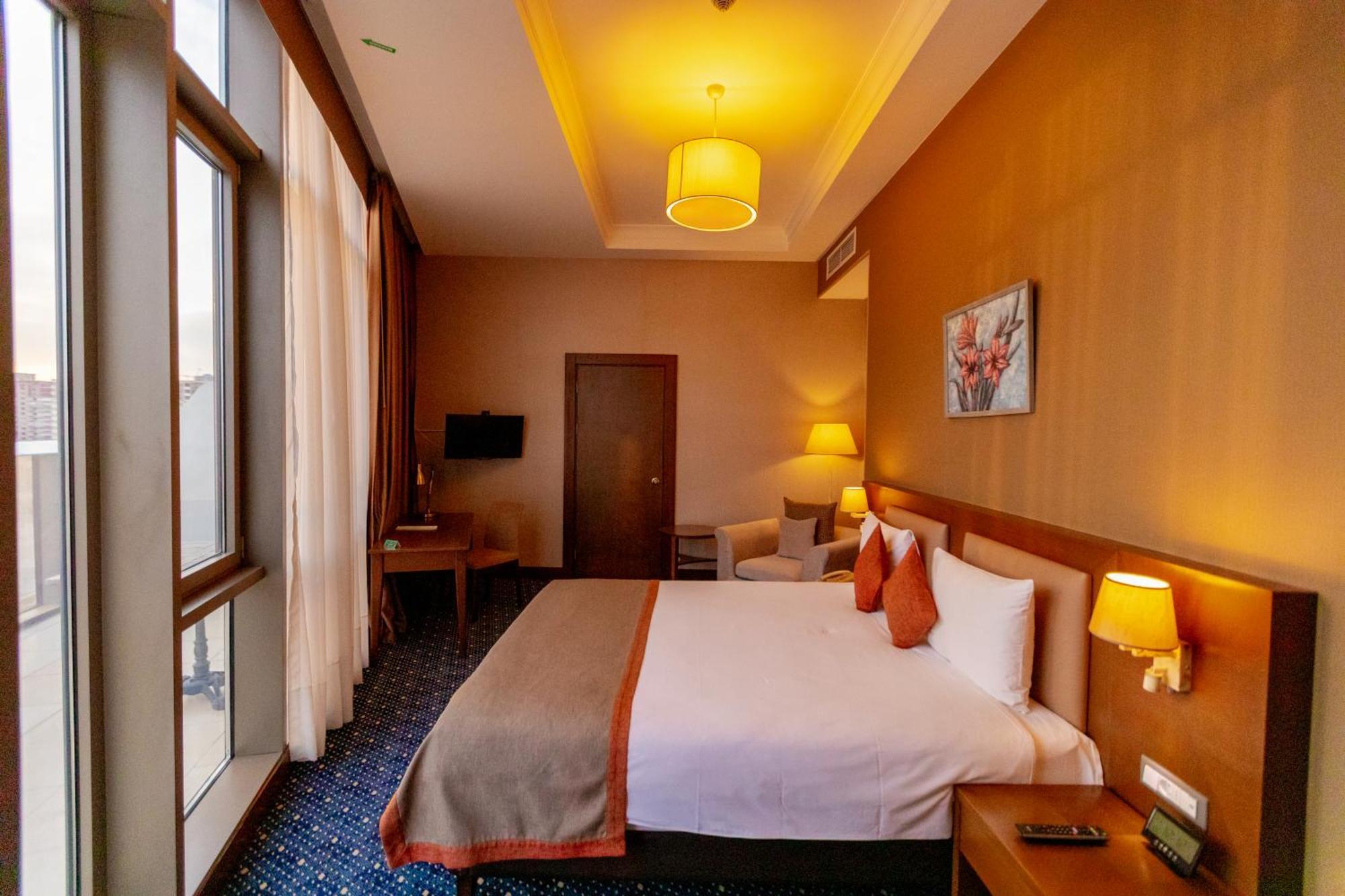 Parkside Hotel & Apartments Baku Exterior photo