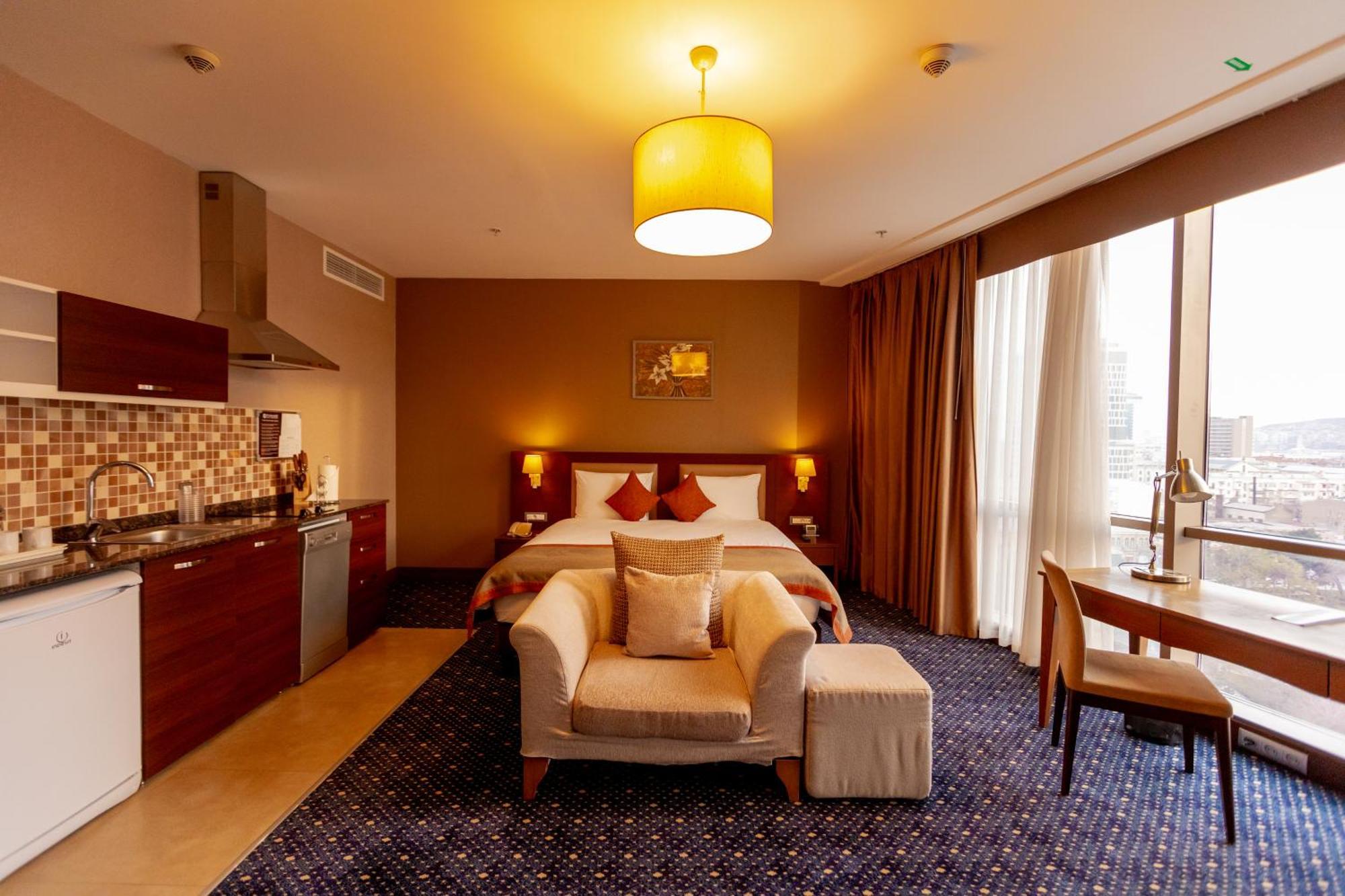 Parkside Hotel & Apartments Baku Exterior photo